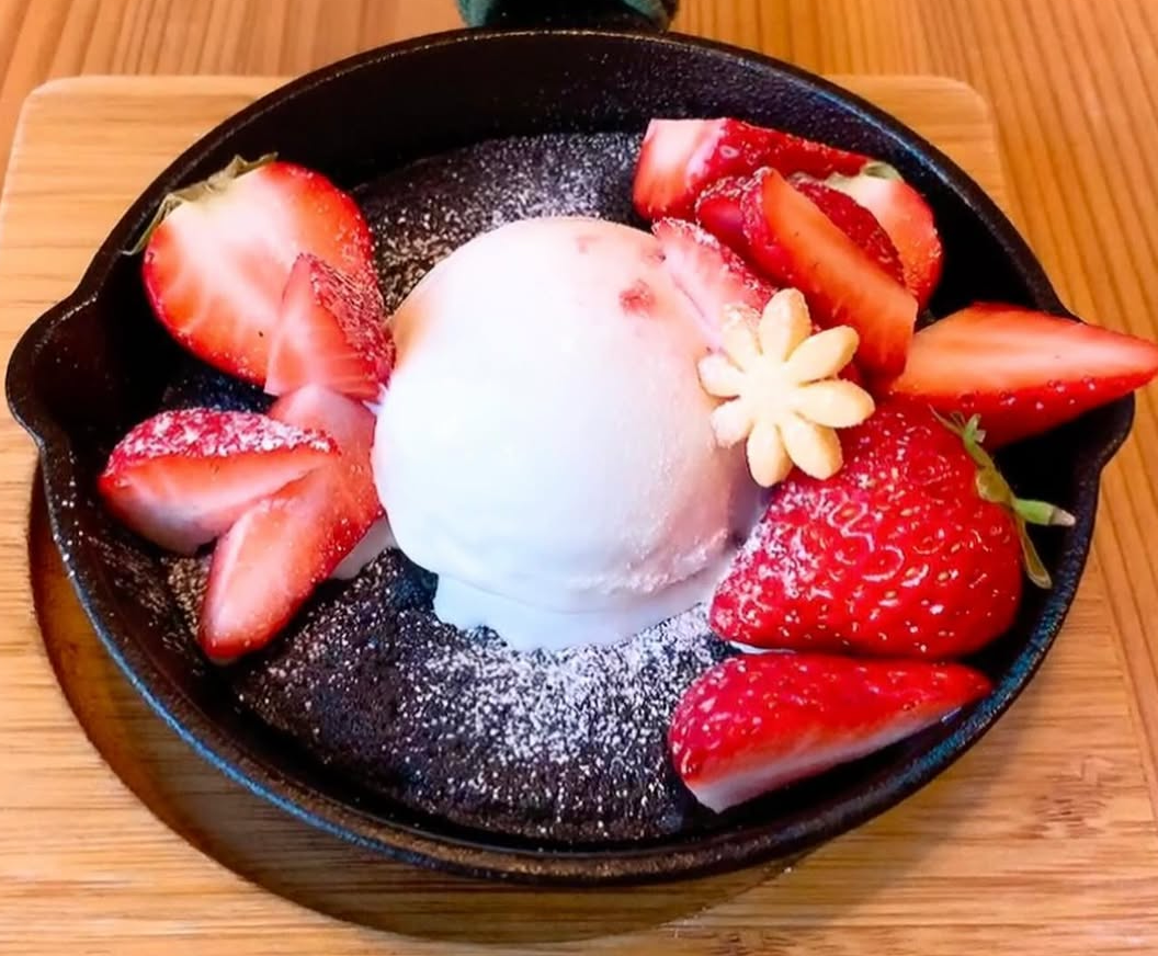 苺の焼きショコラ
